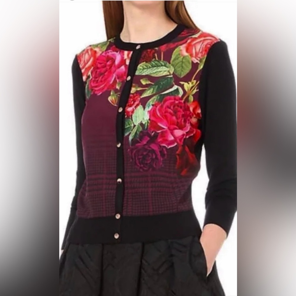 Ted Baker Teeah Juxtapose Rose Print
Lightweight Cardigan Size 1 (US 4)